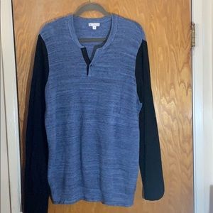 Gap blue long sleeve shirt